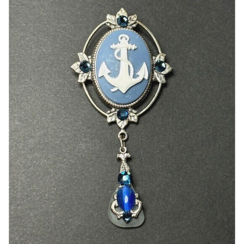 Vintage Wedgewood Style Anchor Cameo | Nautical Brooch/Pendant Pin w. Sea Glass